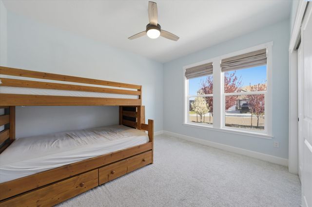 4235 Barbera St, Richland, WA 99352