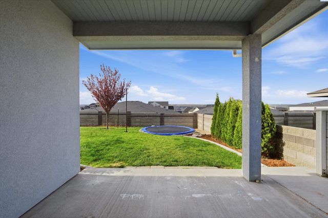 4235 Barbera St, Richland, WA 99352