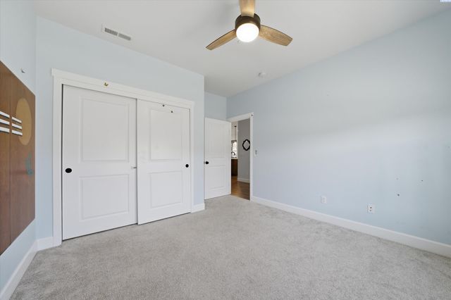 4235 Barbera St, Richland, WA 99352