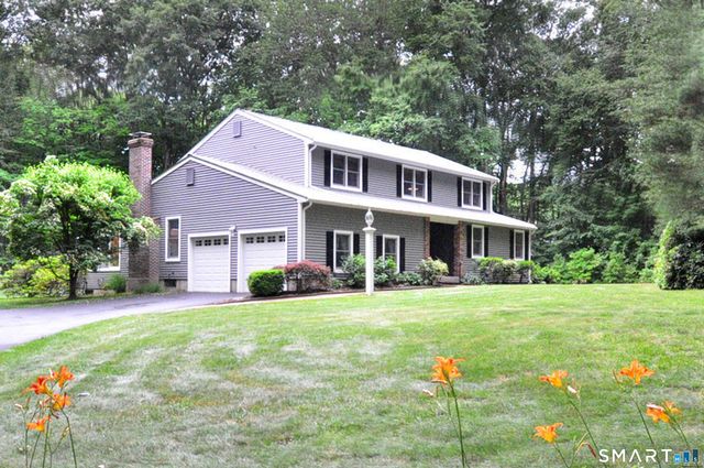 32 Tall Timbers Drive, Farmington, CT 06032