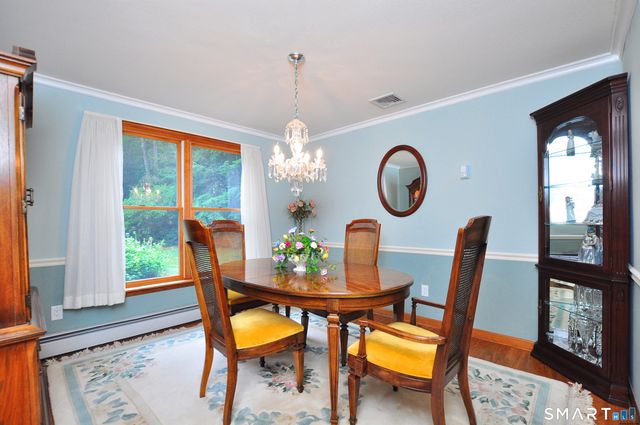 32 Tall Timbers Drive, Farmington, CT 06032