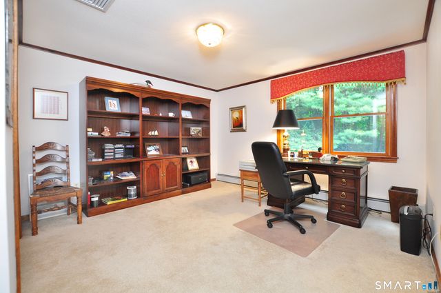 32 Tall Timbers Drive, Farmington, CT 06032