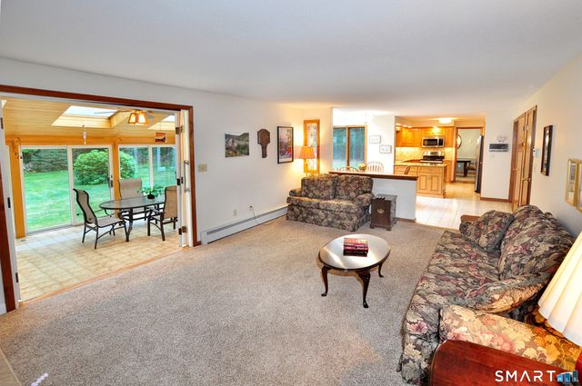 32 Tall Timbers Drive, Farmington, CT 06032