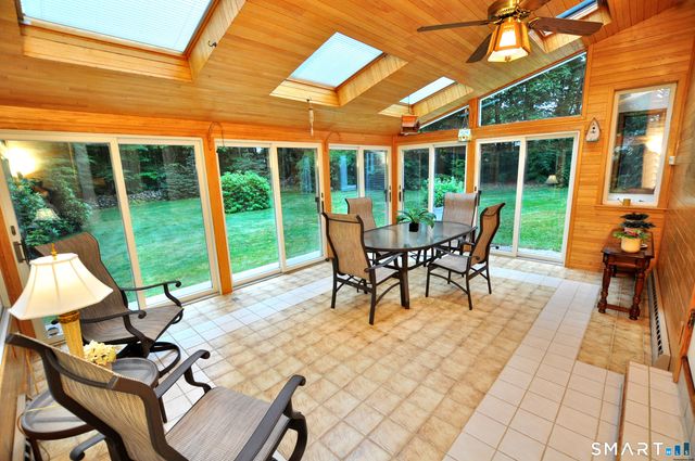 32 Tall Timbers Drive, Farmington, CT 06032