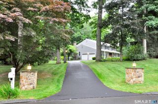 32 Tall Timbers Drive, Farmington, CT 06032
