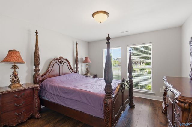 651 Summer Cove Circle NW, Madison, AL 35757