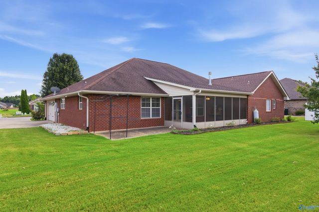 651 Summer Cove Circle NW, Madison, AL 35757