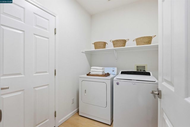 77 Casablanca Ct, Danville, CA 94506