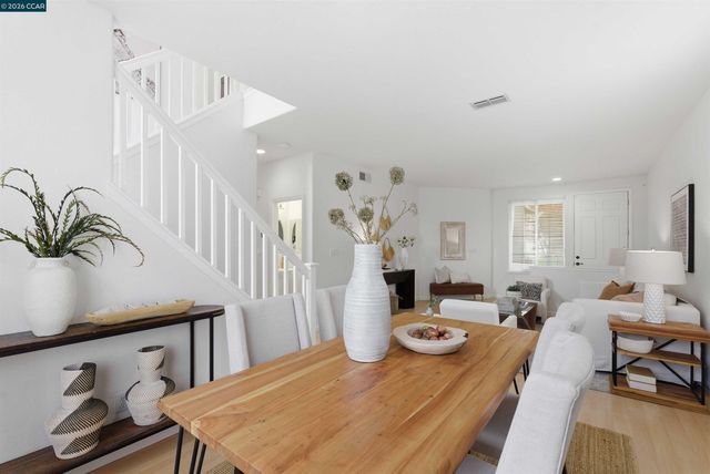 77 Casablanca Ct, Danville, CA 94506