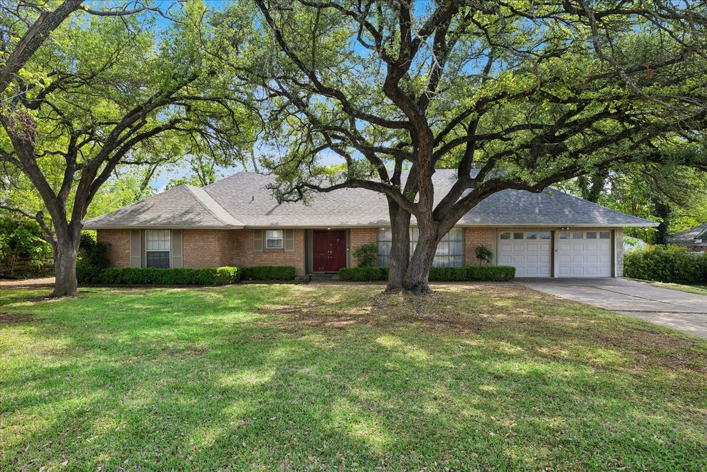 3713 Kimberly Lane, Fort Worth, TX 76133