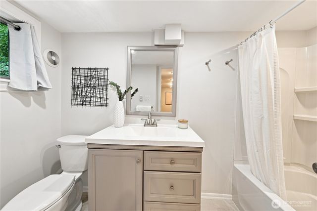8701 29th Avenue NW, Seattle, WA 98117