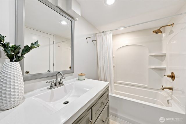 8701 29th Avenue NW, Seattle, WA 98117