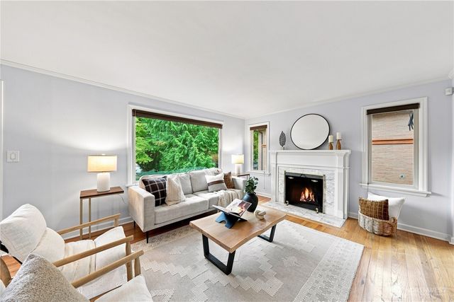 8701 29th Avenue NW, Seattle, WA 98117