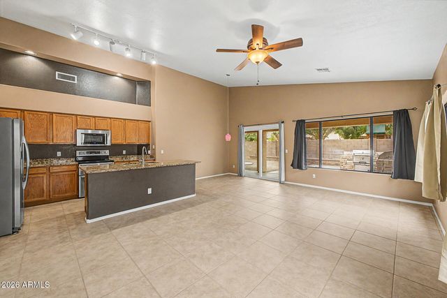 5438 W Bluefield Avenue, Glendale, AZ 85308