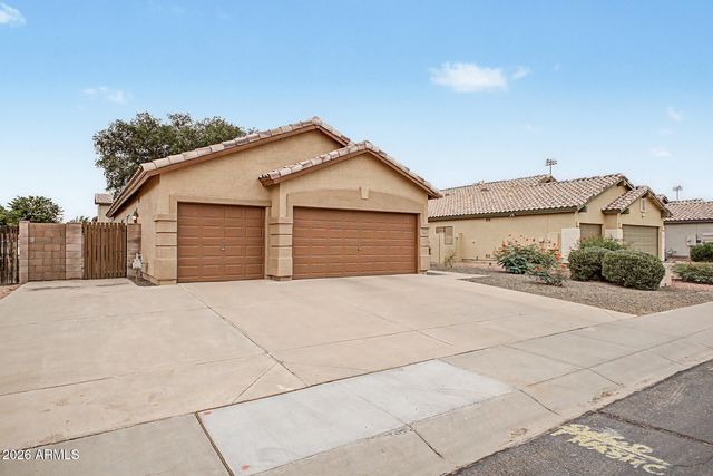 5438 W Bluefield Avenue, Glendale, AZ 85308