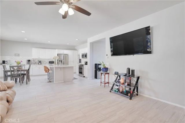 12179 Dewar Drive, Riverside, CA 92505