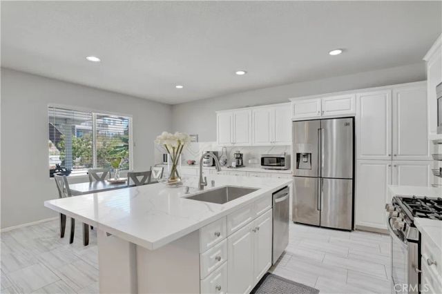 12179 Dewar Drive, Riverside, CA 92505