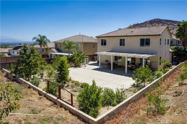 12179 Dewar Drive, Riverside, CA 92505