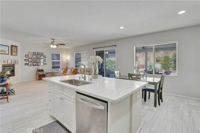 12179 Dewar Drive, Riverside, CA 92505