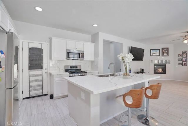 12179 Dewar Drive, Riverside, CA 92505