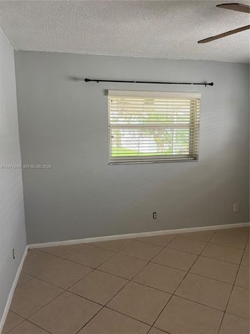 6805 NW 75th St, Tamarac, FL 33321