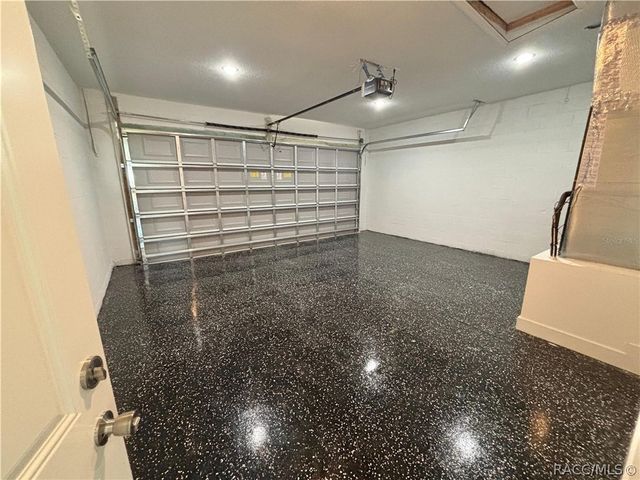 2349 W Oakland Lane, Citrus Springs, FL 34434
