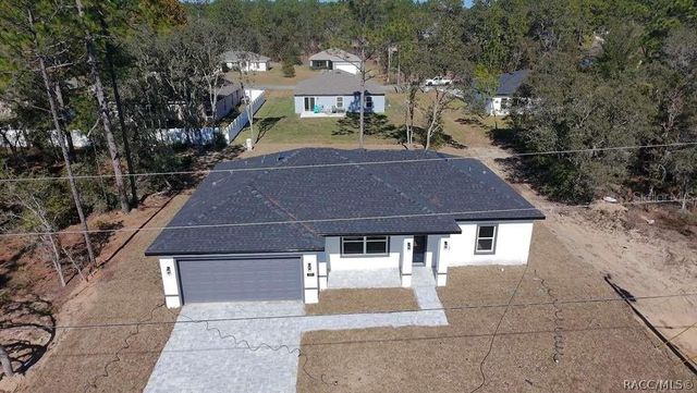 2349 W Oakland Lane, Citrus Springs, FL 34434