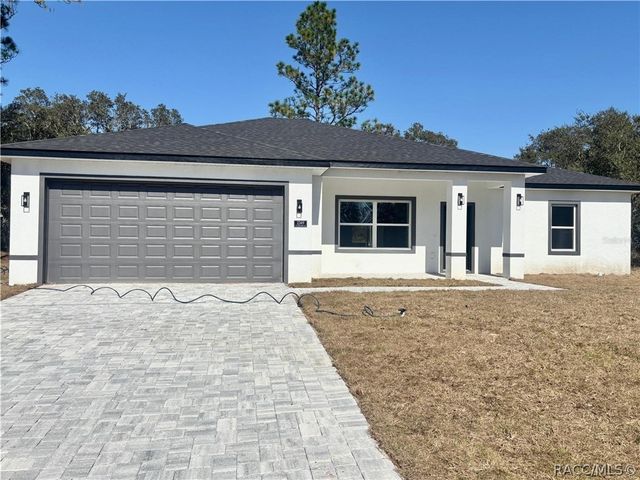 2349 W Oakland Lane, Citrus Springs, FL 34434