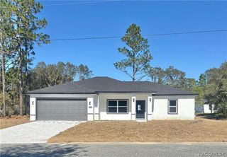 2349 W Oakland Lane, Citrus Springs, FL 34434
