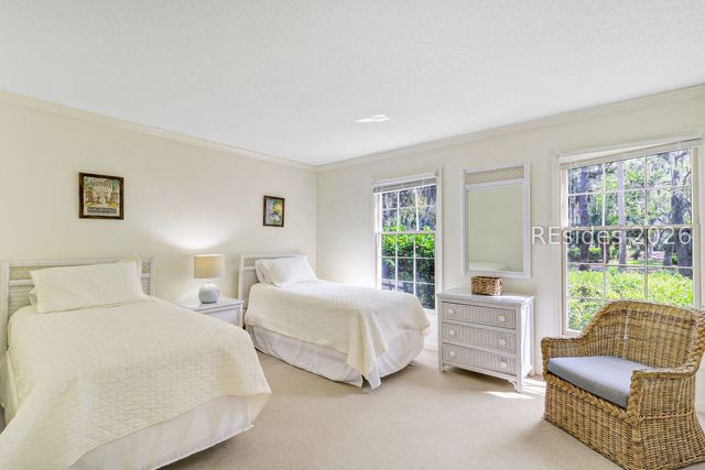 70 Shipyard Dr Apt 255, Hilton Head Island, SC 29928