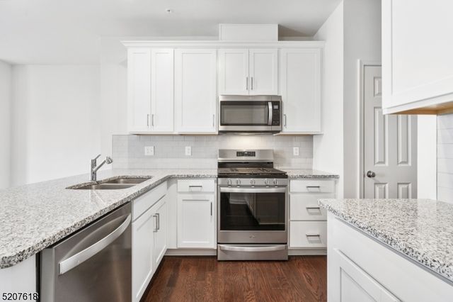 3 Sadie Cir 3104, Union Twp., NJ 07083