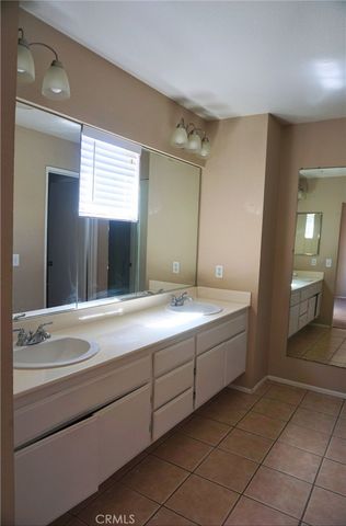 39540 Tischa, Temecula, CA 92591