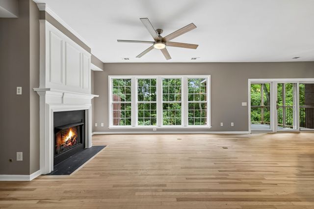 231 Green Harbor Rd Unit 101, Old Hickory, TN 37138