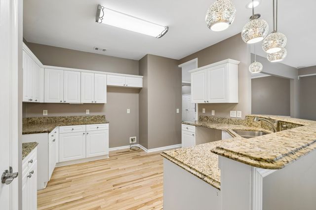 231 Green Harbor Rd Unit 101, Old Hickory, TN 37138