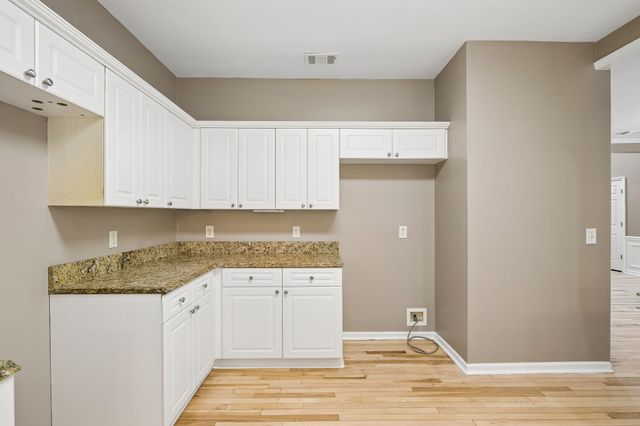 231 Green Harbor Rd Unit 101, Old Hickory, TN 37138