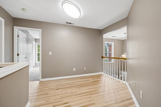 231 Green Harbor Rd Unit 101, Old Hickory, TN 37138
