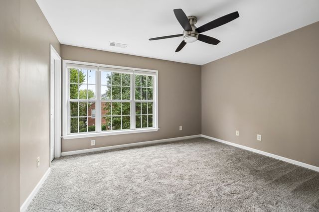 231 Green Harbor Rd Unit 101, Old Hickory, TN 37138
