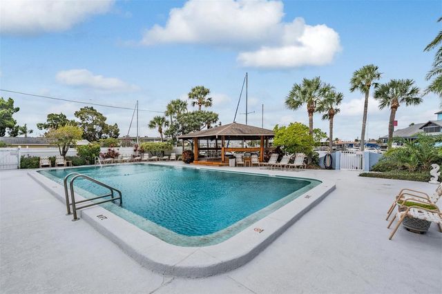 4939 FLORAMAR TERRACE 914, New Port Richey, FL 34652