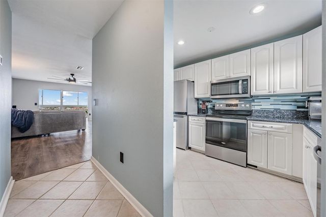 4939 FLORAMAR TERRACE 914, New Port Richey, FL 34652