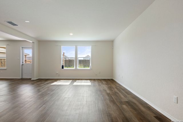 6110 WILLOW POINT BLVD, San Antonio, TX 78219