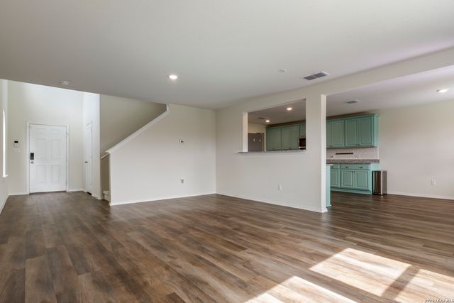 6110 WILLOW POINT BLVD, San Antonio, TX 78219