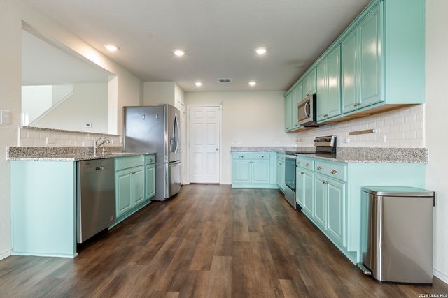 6110 WILLOW POINT BLVD, San Antonio, TX 78219