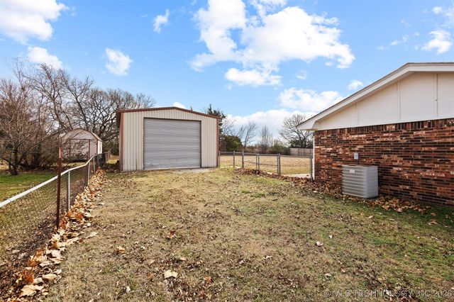 151 Belle Meade, Durant, OK 73449