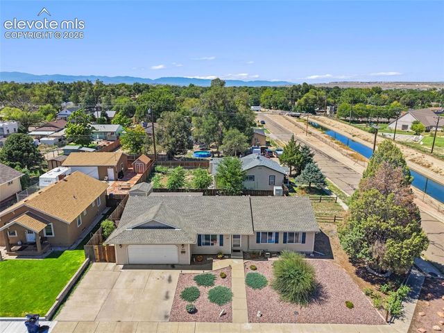 305 Alma Avenue, Pueblo, CO 81004