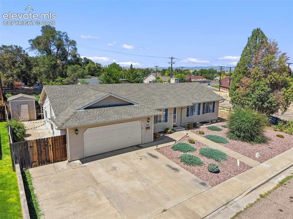 305 Alma Avenue, Pueblo, CO 81004 — photo 2