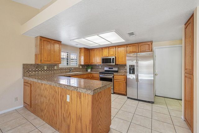 75179 La Sierra Drive, Palm Desert, CA 92211