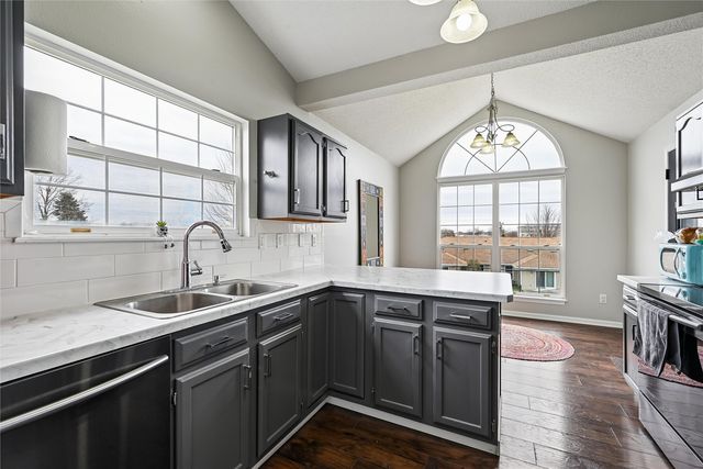 3225 Willowridge D, Marion, IA 52302