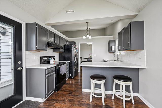 3225 Willowridge D, Marion, IA 52302