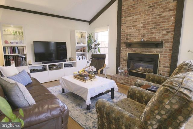 10277 GAINSBOROUGH RD, Potomac, MD 20854