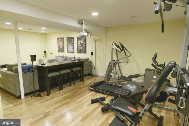 10277 GAINSBOROUGH RD, Potomac, MD 20854